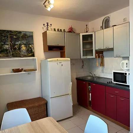 Biliuno G. 5 Apartamentas 1-am Aukste Su Didele Terasa Apartament Połąga